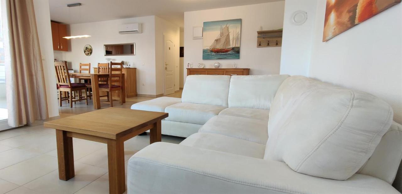 Apartments Le Mare - Pool, Sandstrand, Meerblick, W-Lan, Grill Privlaka  Exterior foto